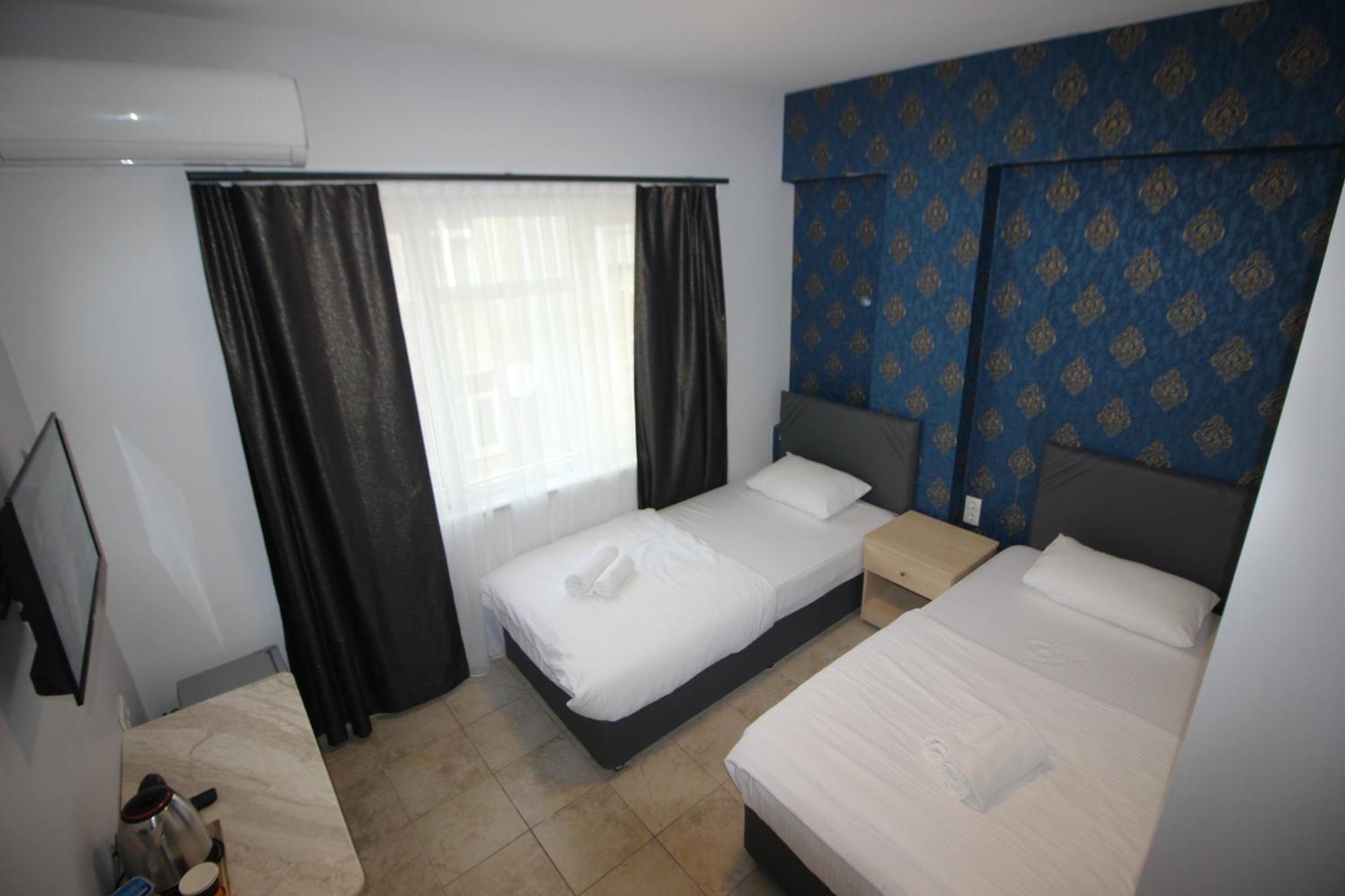 Safir Hotels Corlu Exterior photo